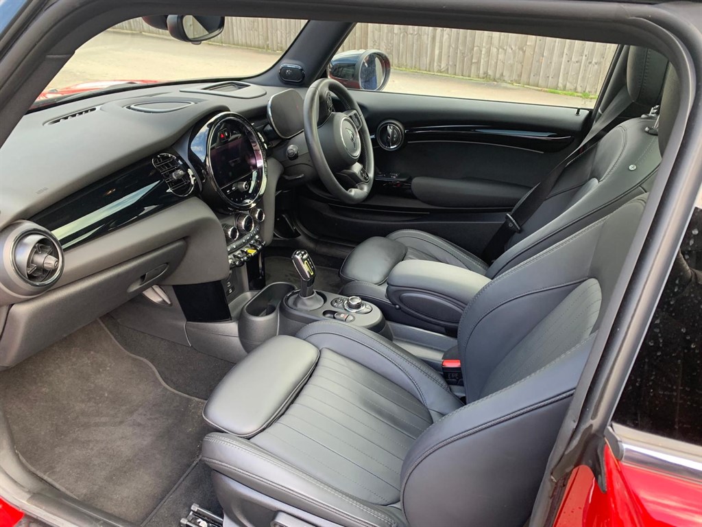 Used MINI Hatch 2022 for sale - 77732875: Photo 6