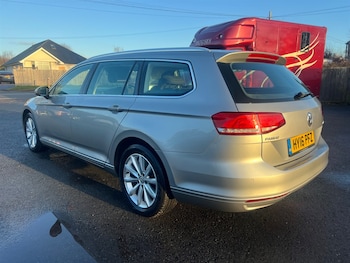 Used Volkswagen Passat 2016 for sale - 77235650: Photo