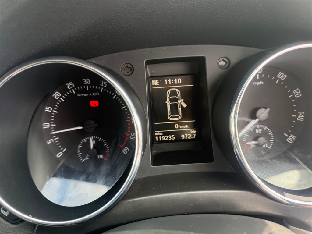 Used Skoda Yeti 2012 for sale - 77106238: Photo 8