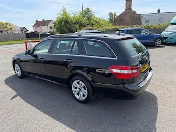 Used Mercedes-Benz E Class 2012 for sale - 78670991: Photo