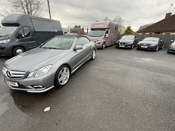 Used Mercedes-Benz E Class 2011 for sale - 77653389: Photo