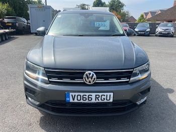 Used Volkswagen Tiguan 2016 for sale - 75599908: Photo