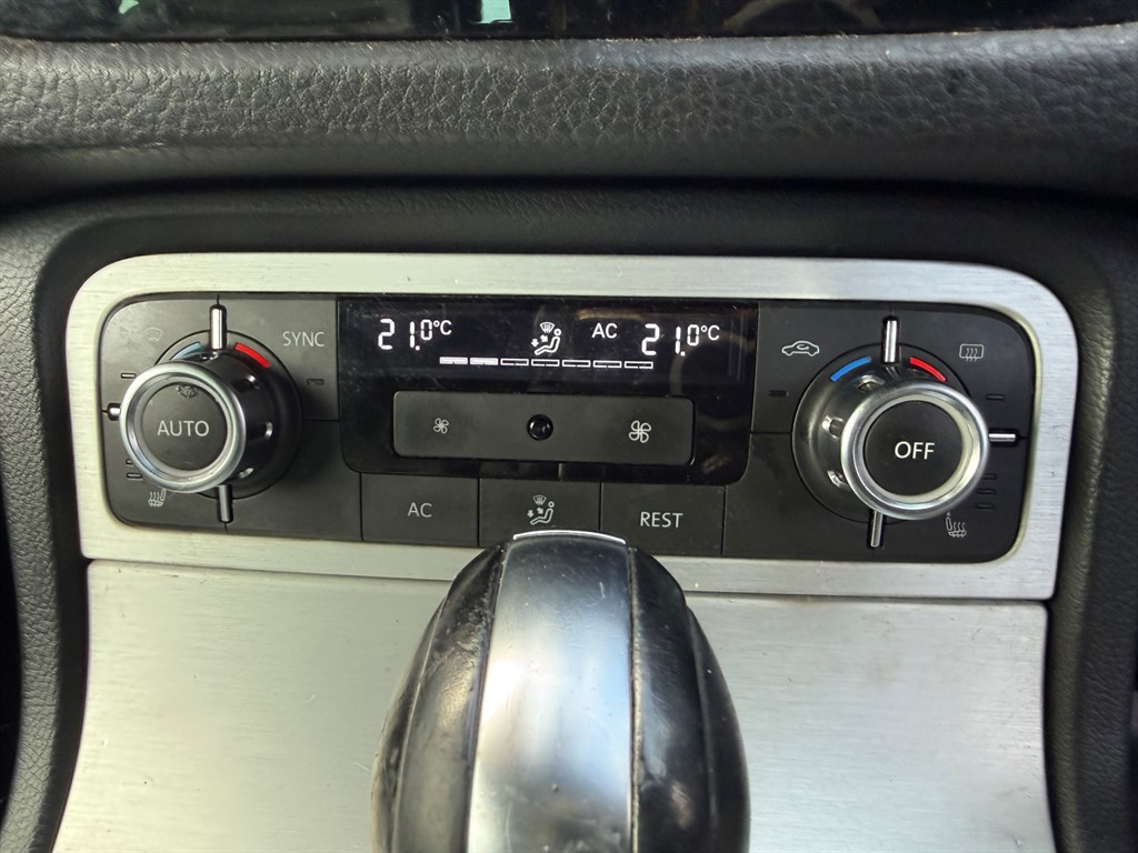 Used Volkswagen Touareg 2013 for sale - 77178273: Photo 11