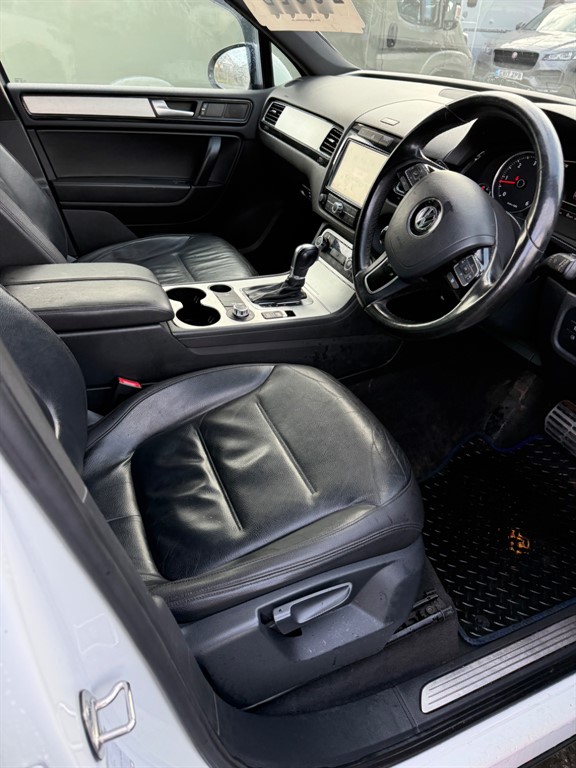 Used Volkswagen Touareg 2013 for sale - 77178273: Photo 8