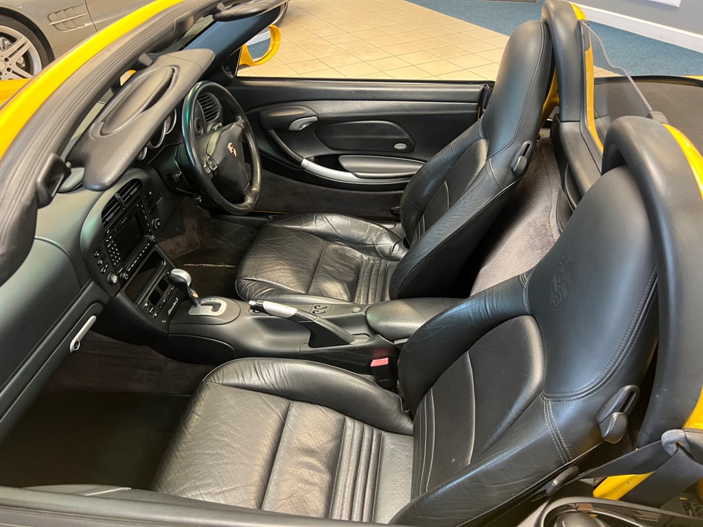 Used Porsche Boxster 2004 for sale - 76384952: Photo 3