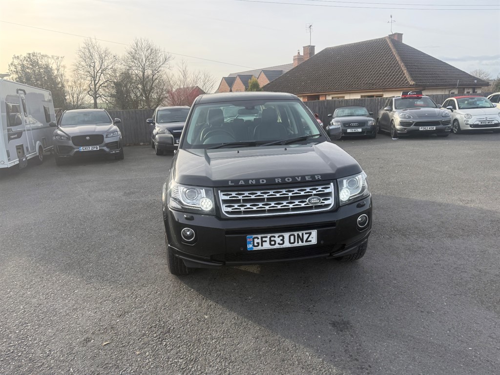 Used Land Rover Freelander 2014 for sale - 77083697: Photo 2
