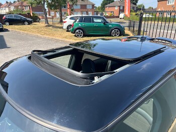Used MINI Hatch 2021 for sale - 79602473: Photo