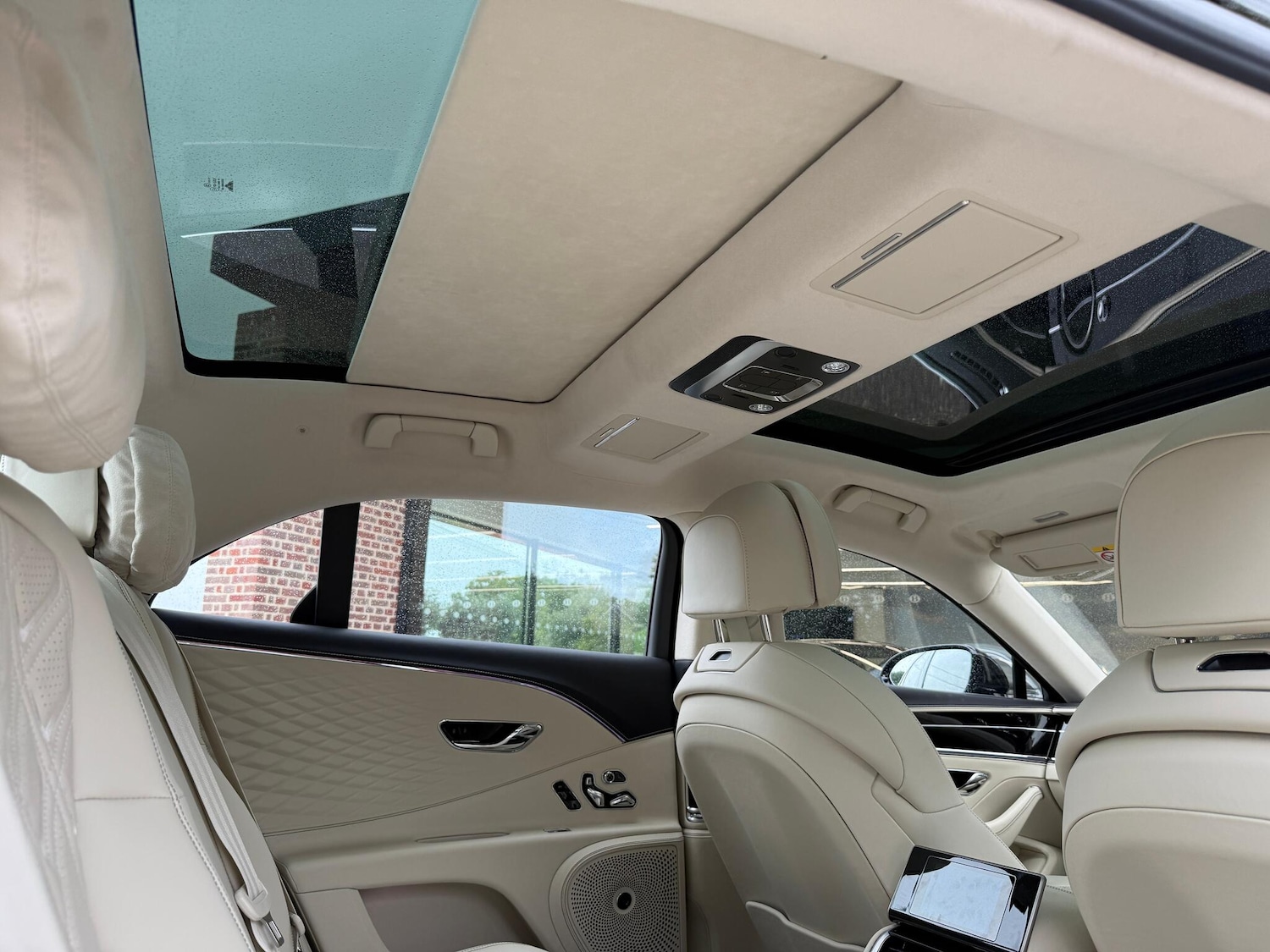 Used Bentley Flying Spur 2025 for sale - 76865550: Photo 13