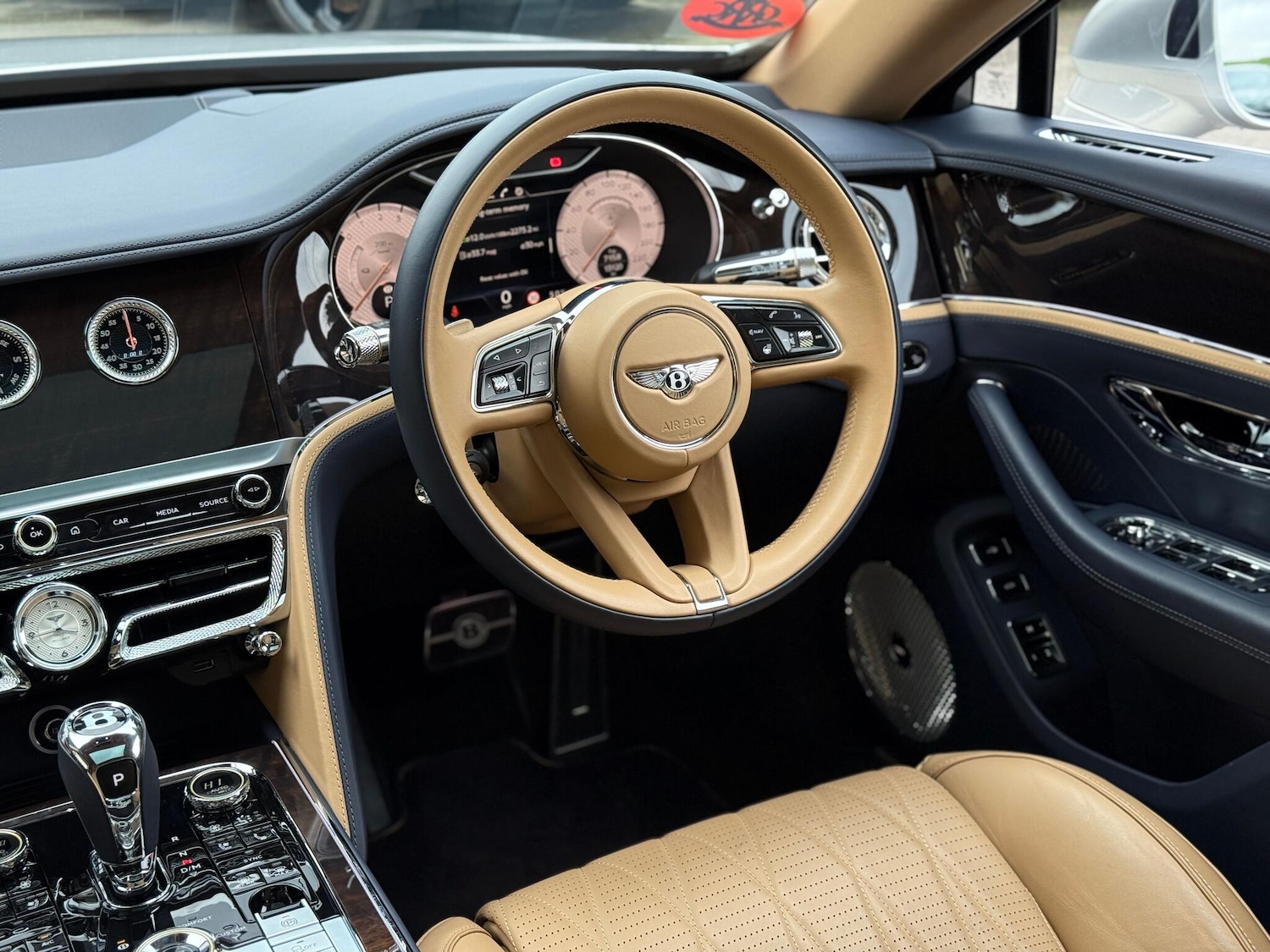 Used Bentley Flying Spur 2023 for sale - 77625279: Photo 30