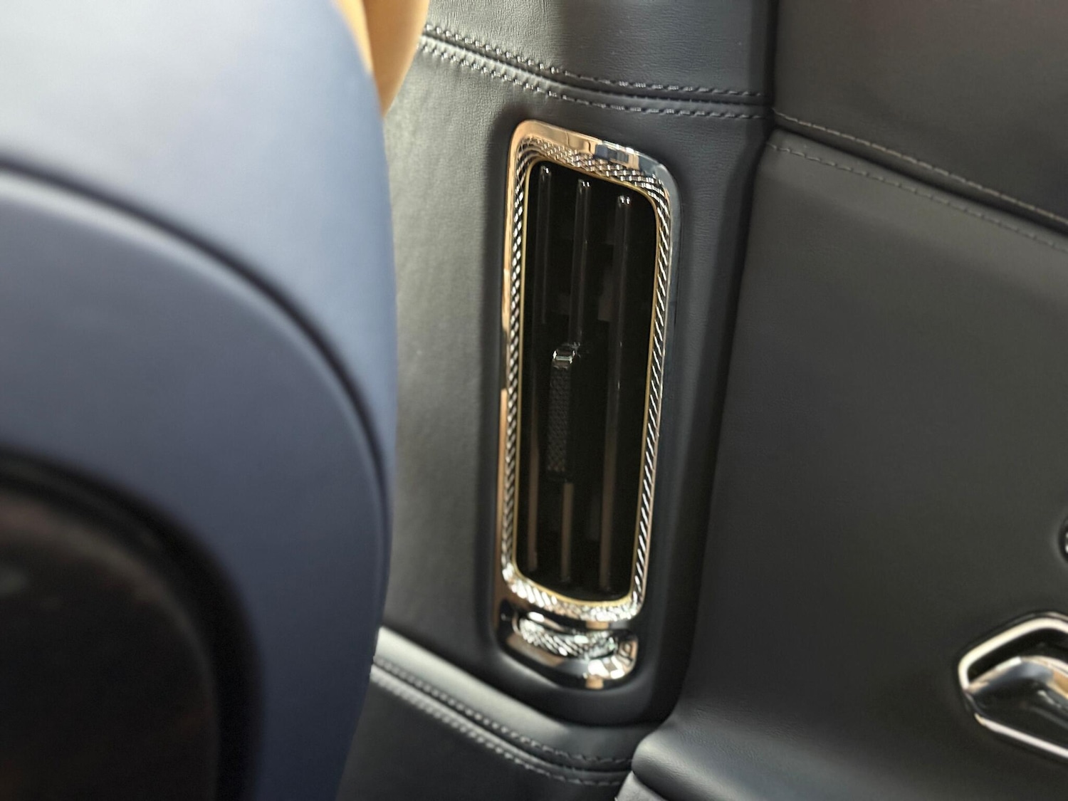 Used Bentley Flying Spur 2023 for sale - 77625279: Photo 31