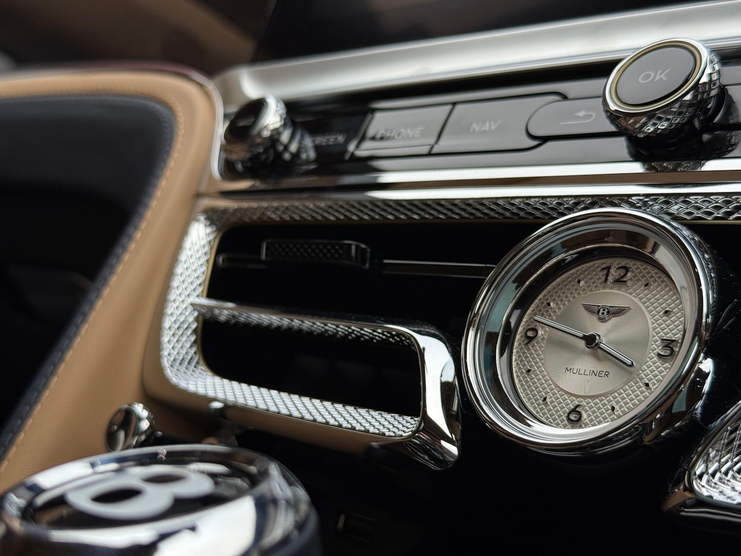 Used Bentley Flying Spur 2023 for sale - 77625279: Photo 46