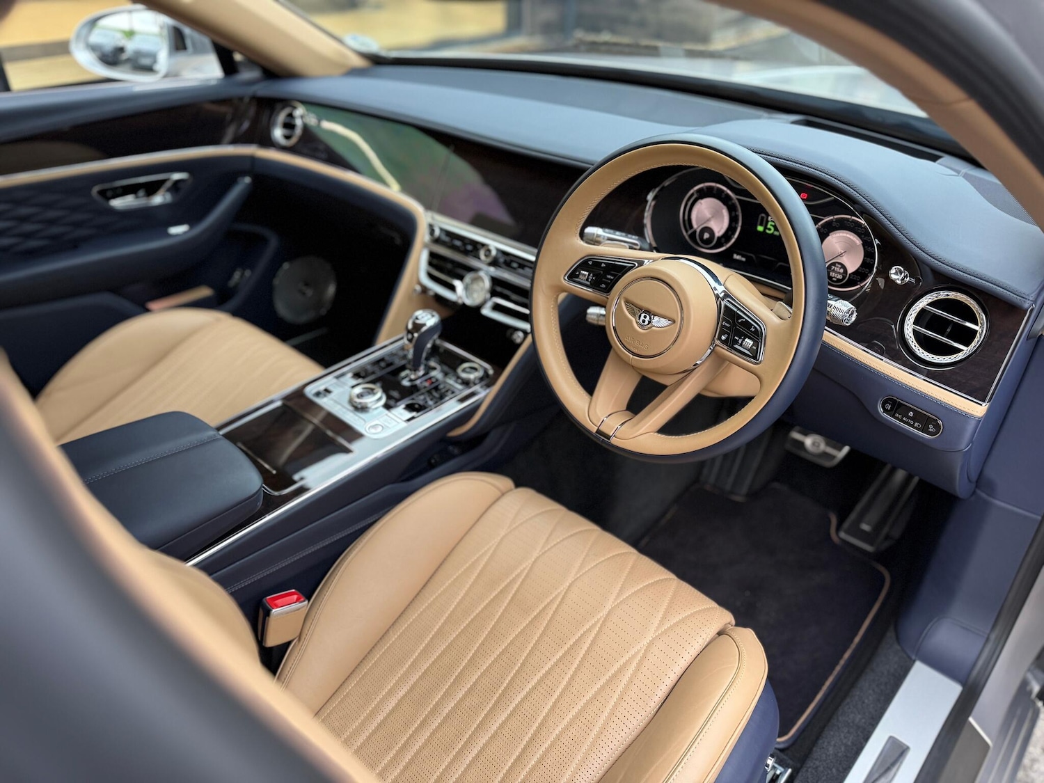 Used Bentley Flying Spur 2023 for sale - 77625279: Photo 8