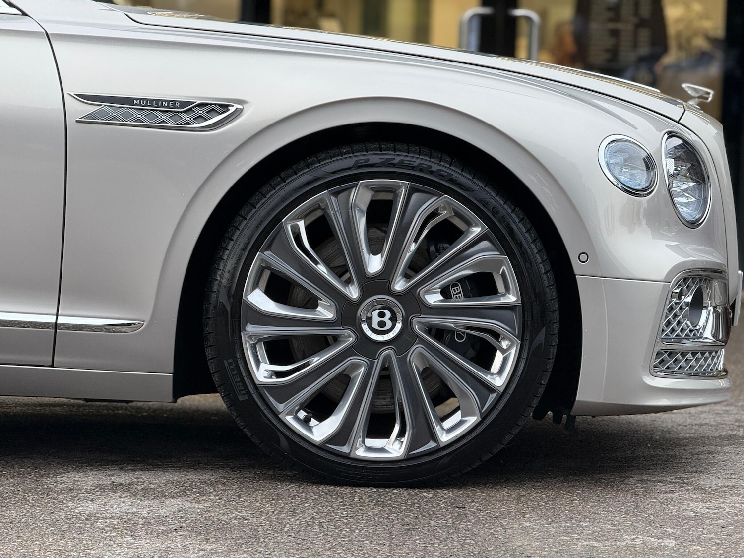 Used Bentley Flying Spur 2023 for sale - 77625279: Photo 9