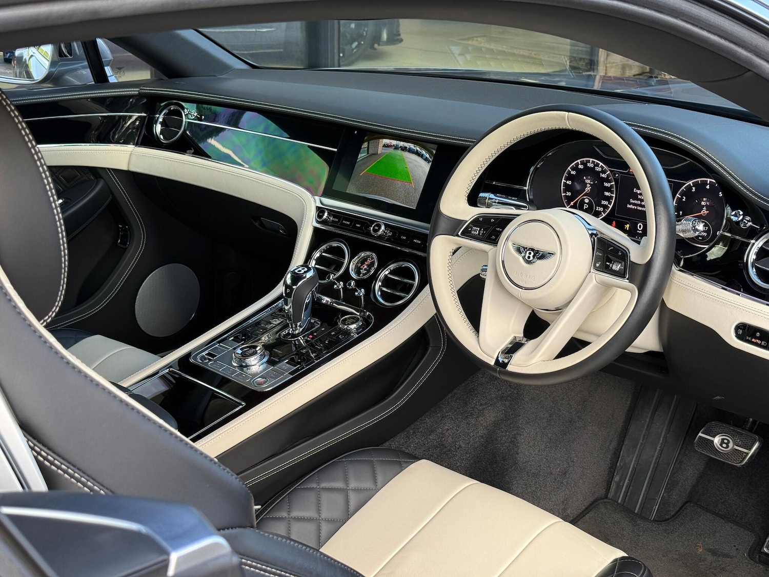 Used Bentley Continental 2018 for sale - 76753142: Photo 15