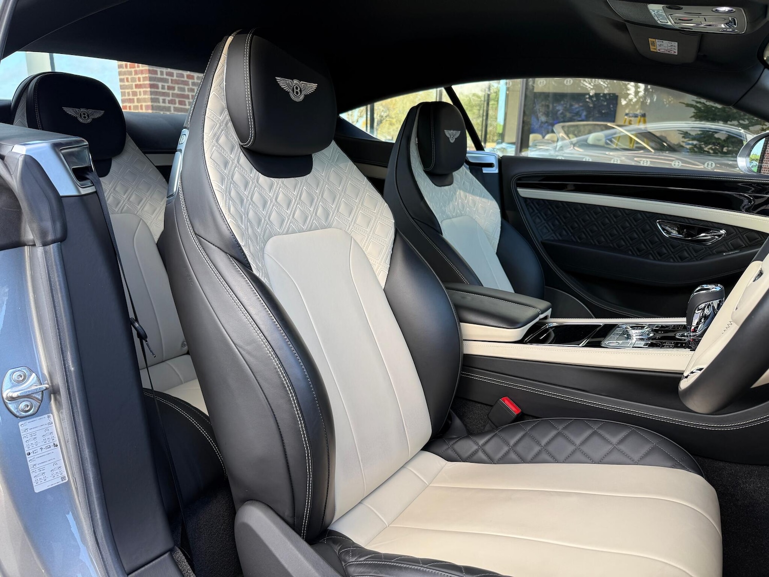 Used Bentley Continental 2018 for sale - 76753142: Photo 17