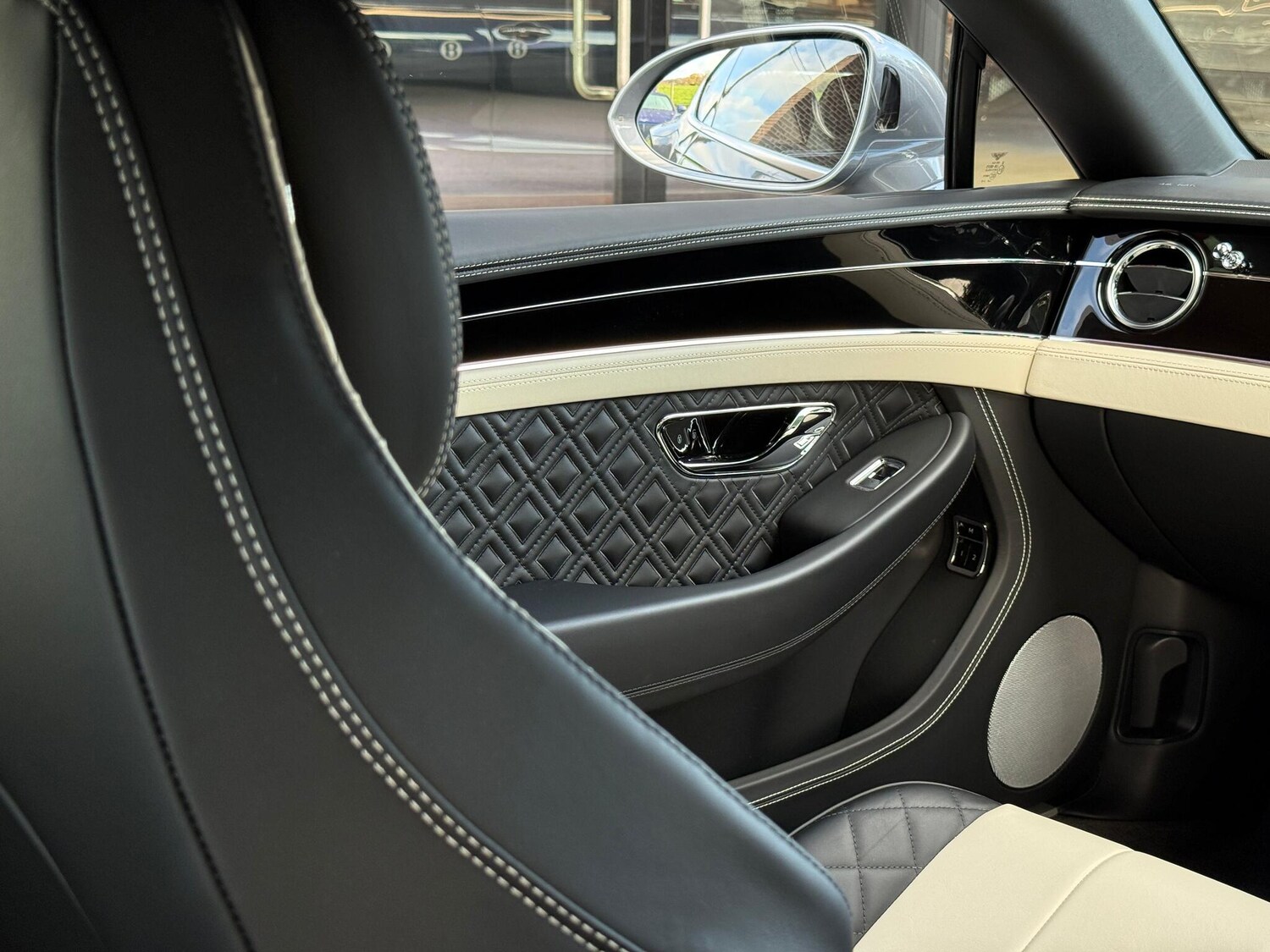 Used Bentley Continental 2018 for sale - 76753142: Photo 22