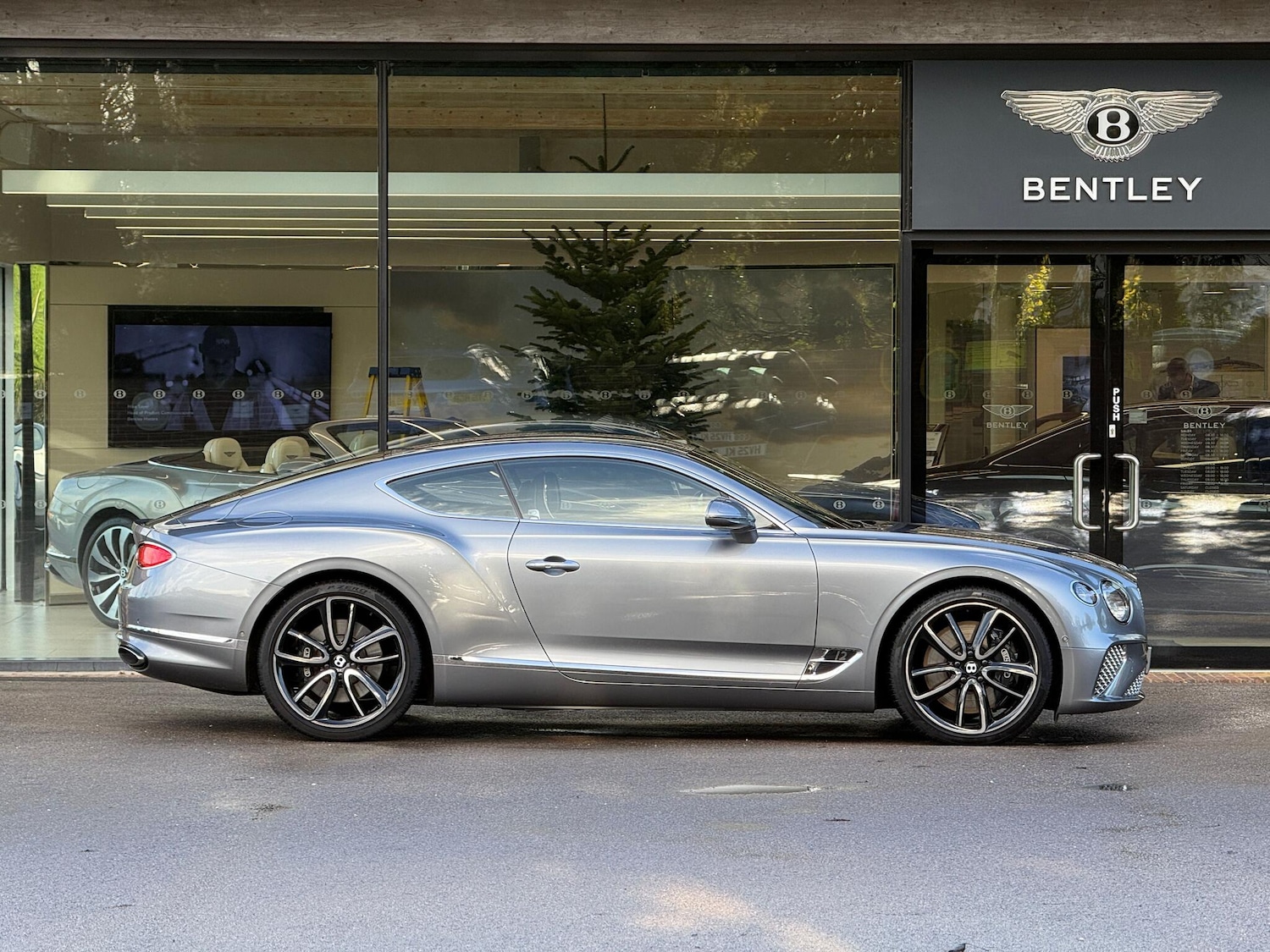 Used Bentley Continental 2018 for sale - 76753142: Photo 3