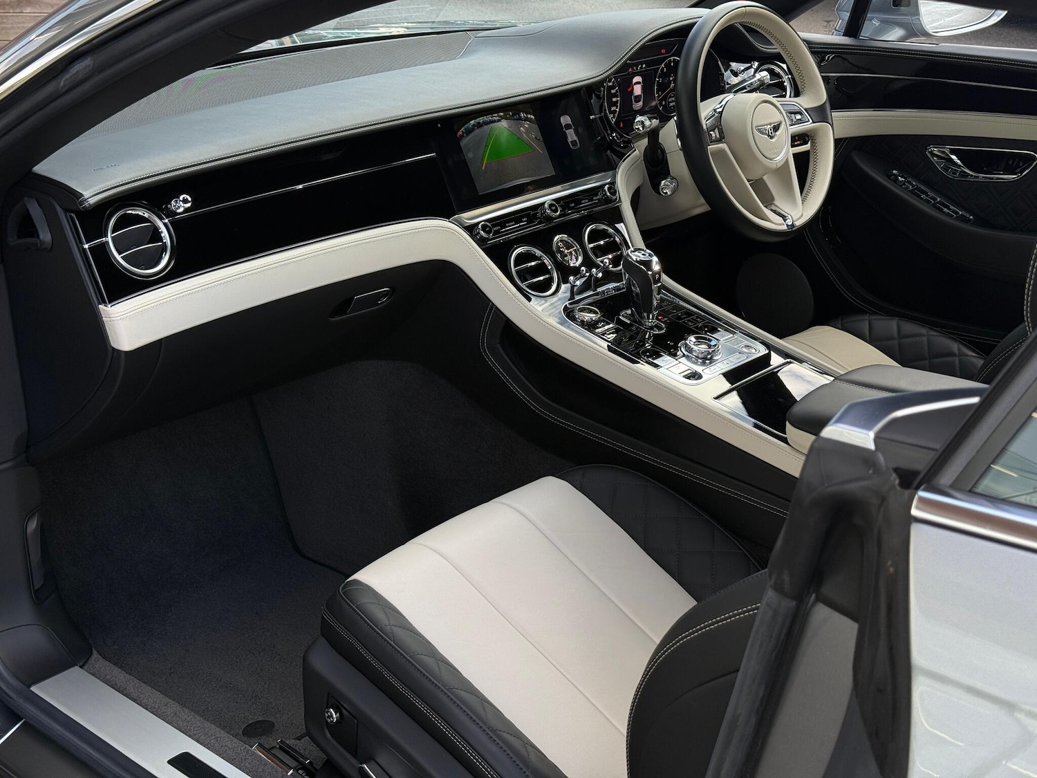 Used Bentley Continental 2018 for sale - 76753142: Photo 40