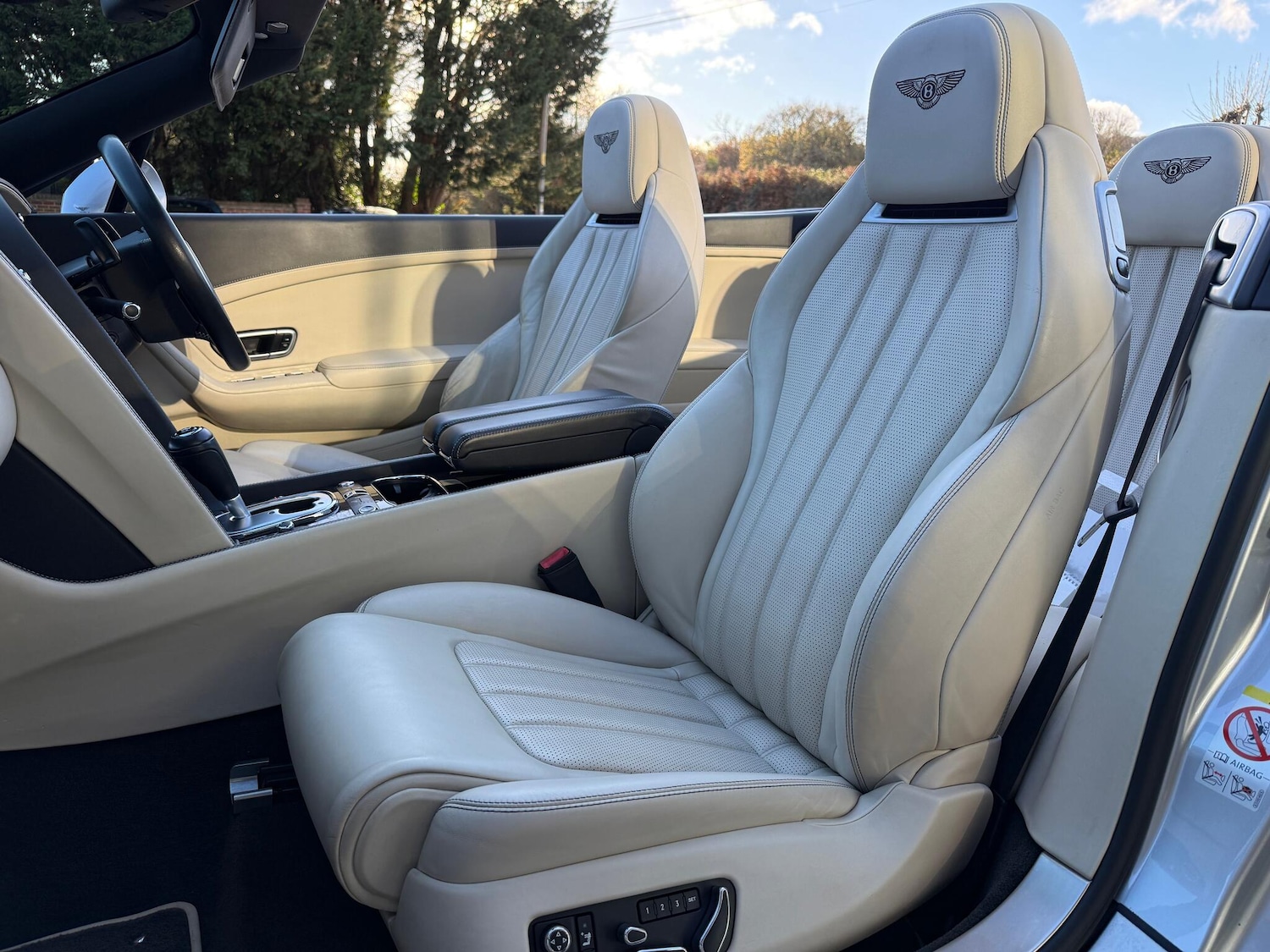 Used Bentley Continental 2014 for sale - 76753159: Photo 12