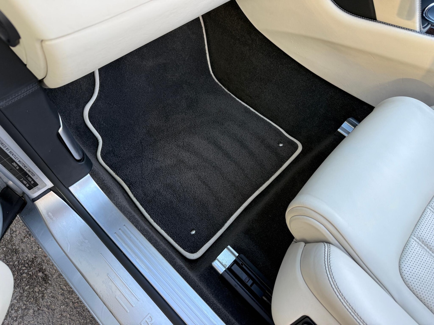 Used Bentley Continental 2014 for sale - 76753159: Photo 15