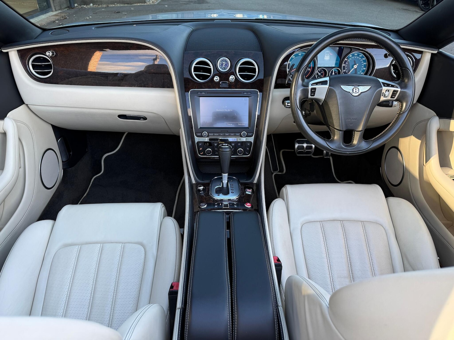 Used Bentley Continental 2014 for sale - 76753159: Photo 17