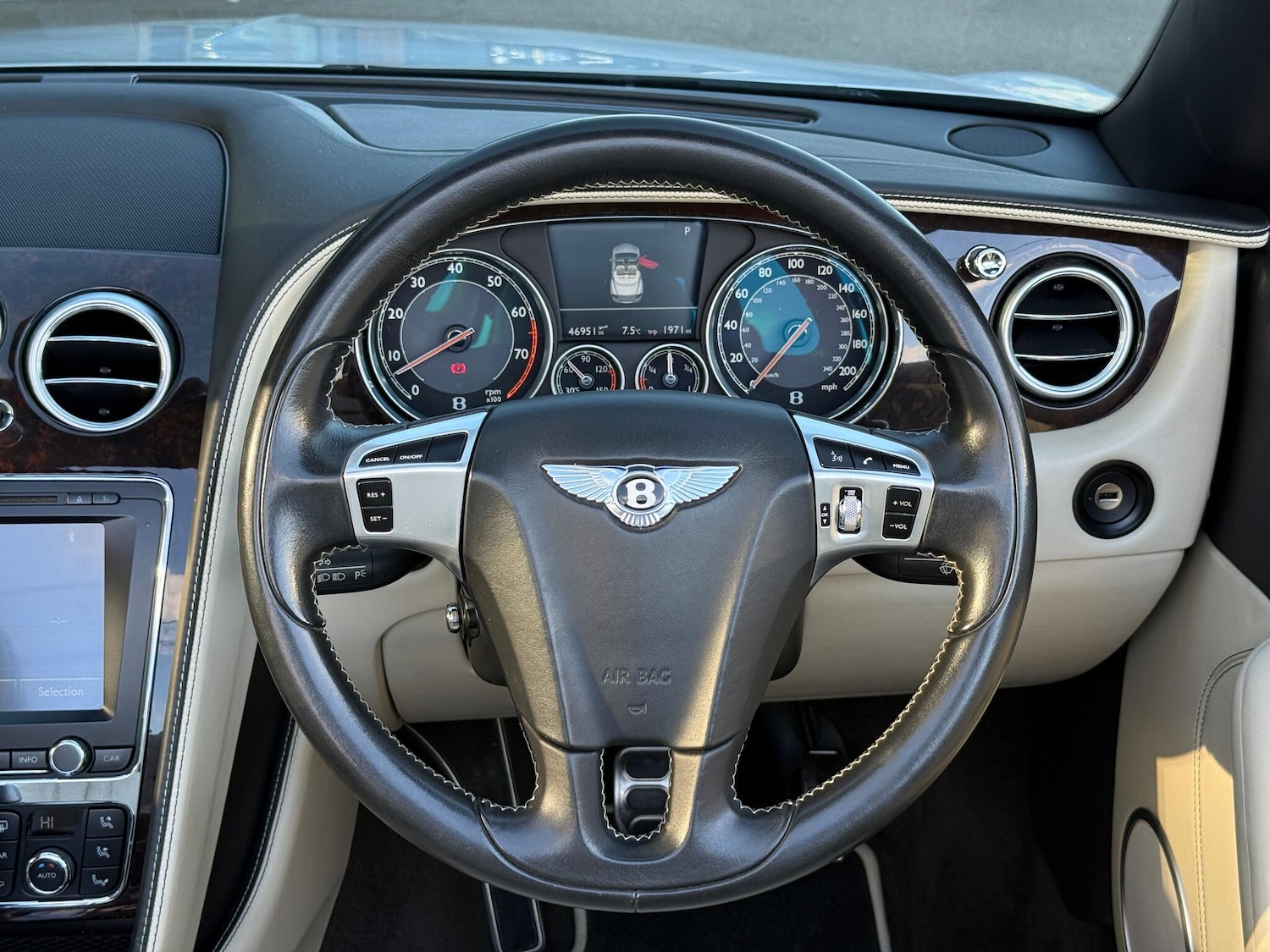 Used Bentley Continental 2014 for sale - 76753159: Photo 19