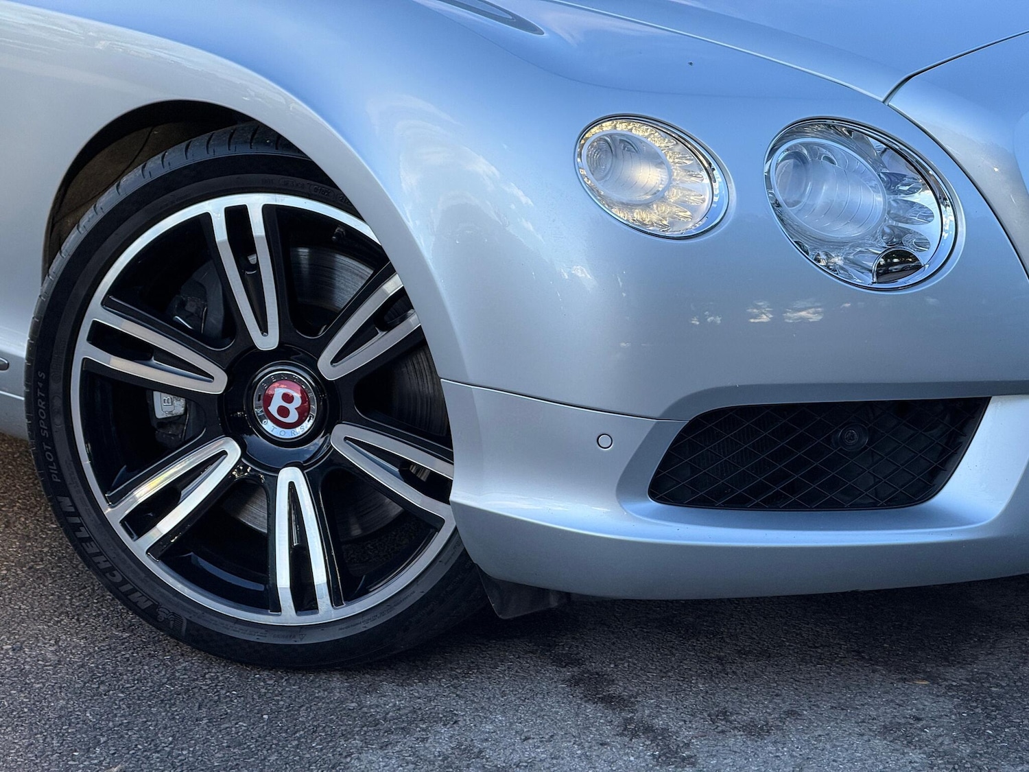 Used Bentley Continental 2014 for sale - 76753159: Photo 2