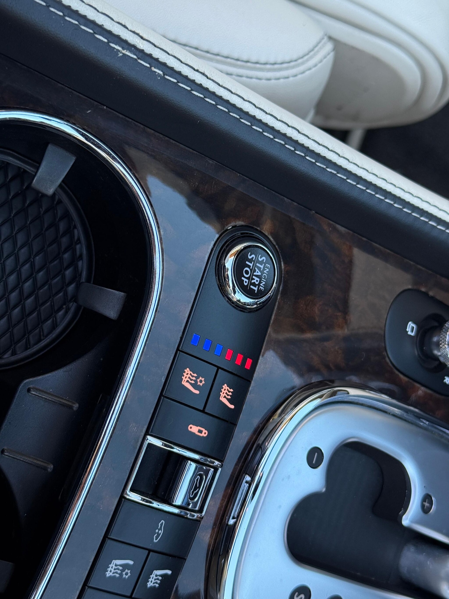 Used Bentley Continental 2014 for sale - 76753159: Photo 22