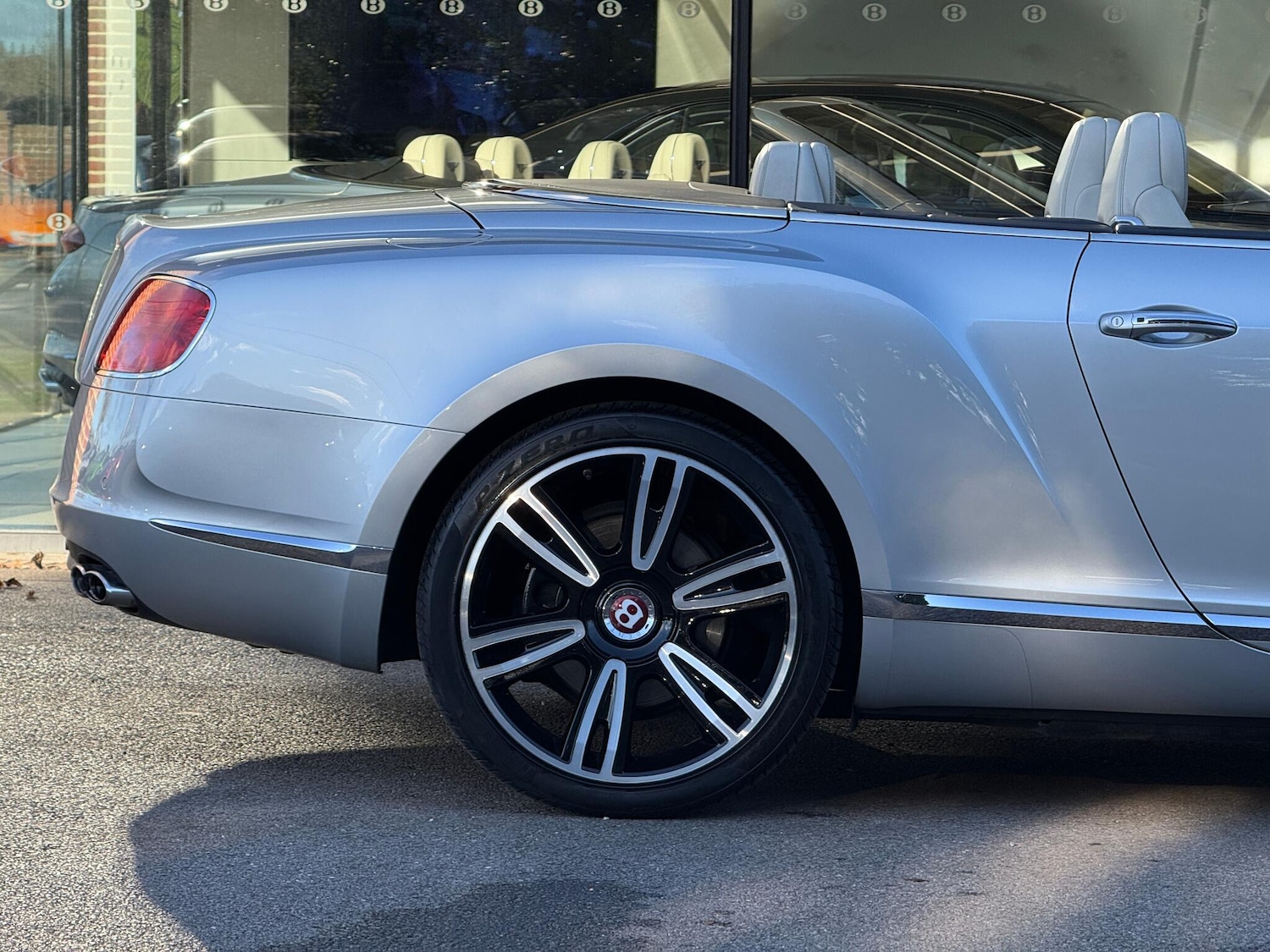 Used Bentley Continental 2014 for sale - 76753159: Photo 7