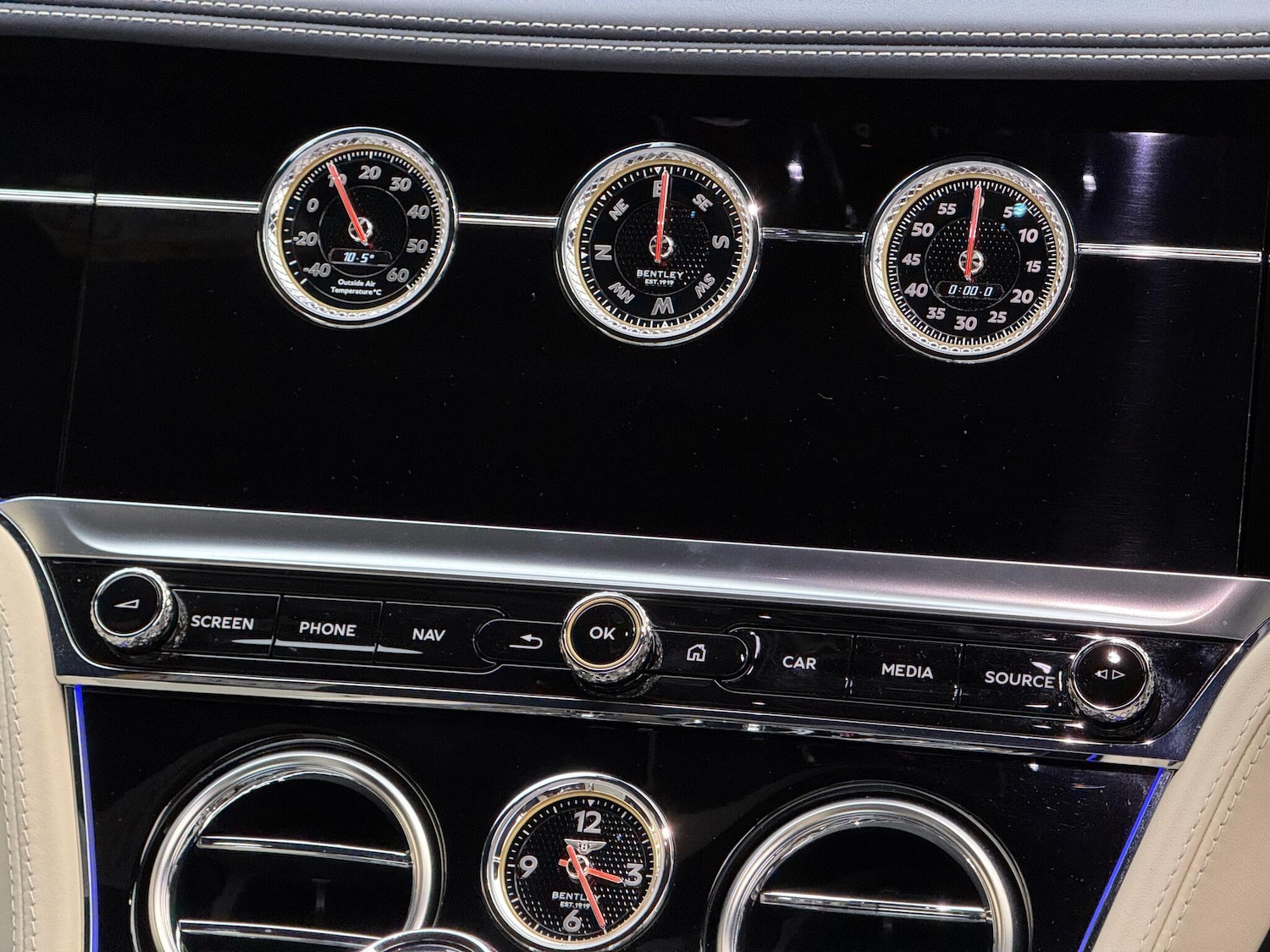 Used Bentley Continental 2022 for sale - 76752672: Photo 24