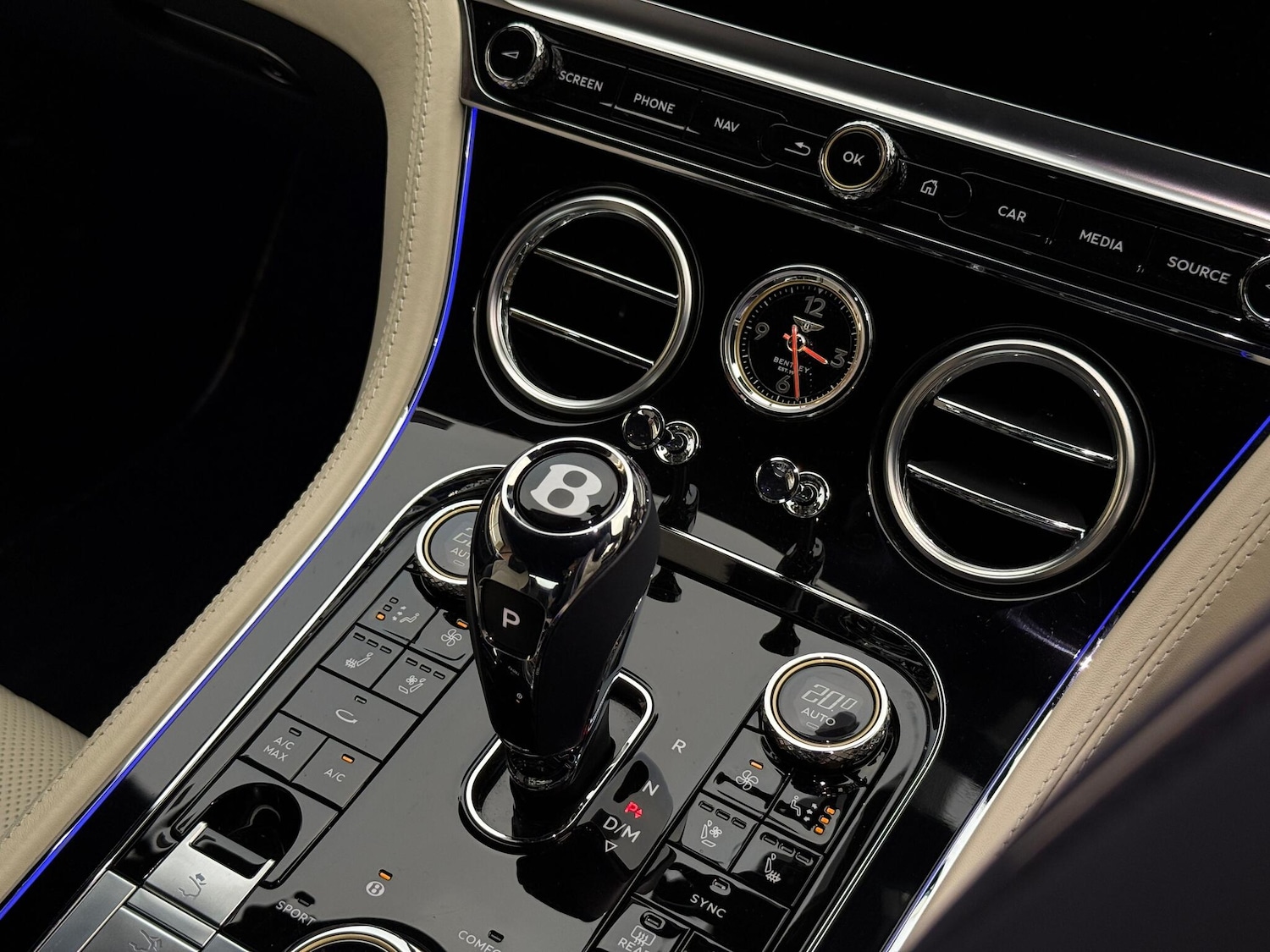 Used Bentley Continental 2022 for sale - 76752672: Photo 27