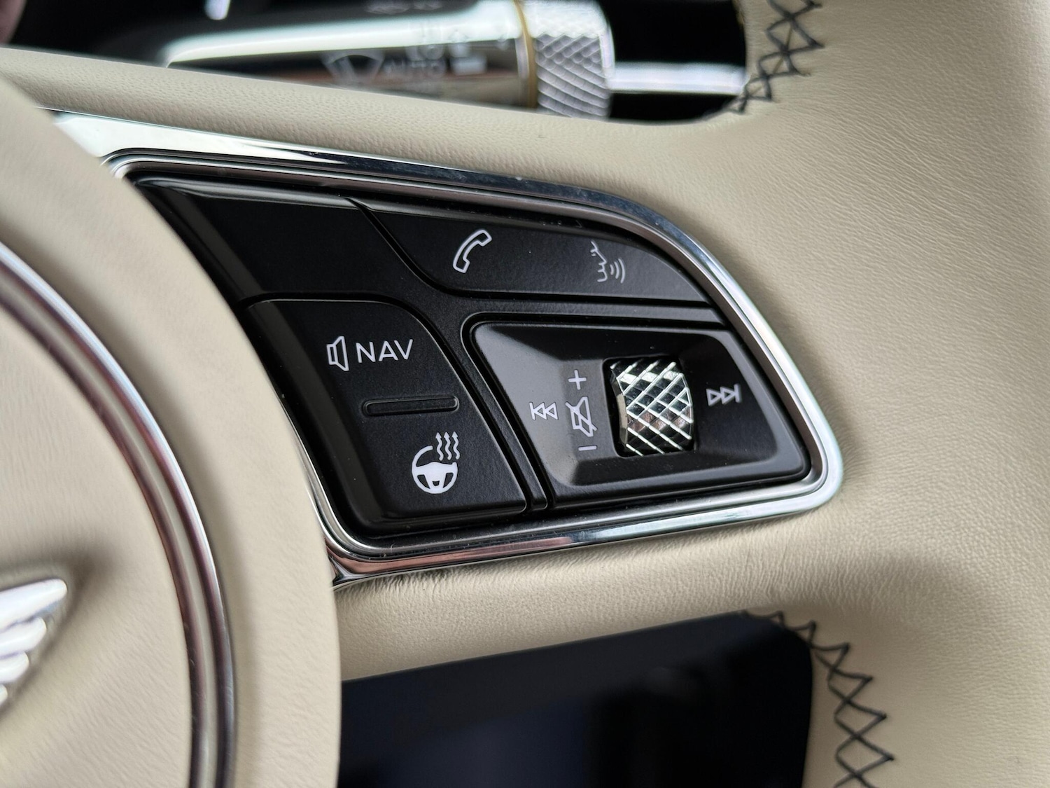 Used Bentley Continental 2022 for sale - 76752672: Photo 32