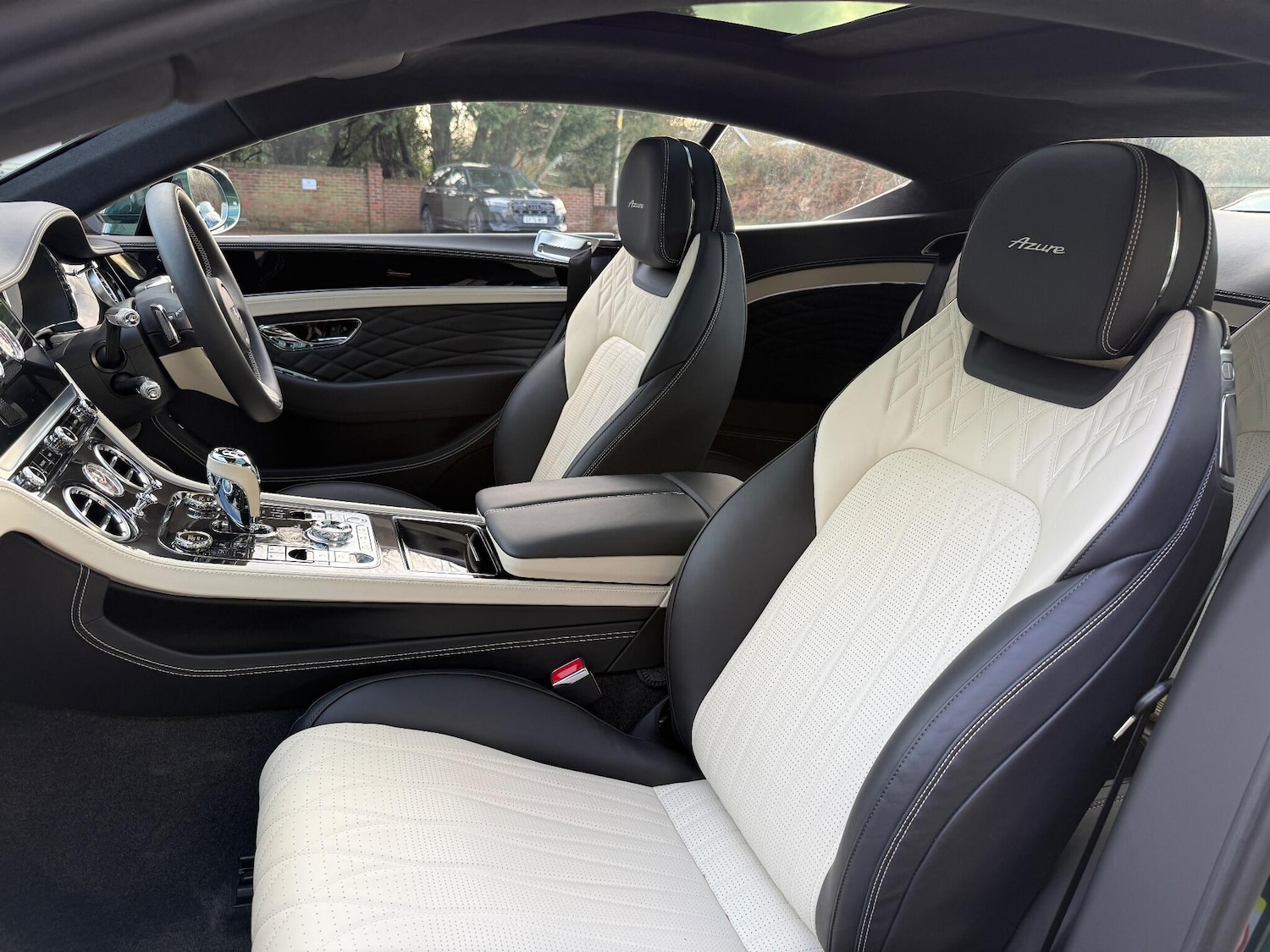 Used Bentley Continental 2024 for sale - 77230288: Photo 43