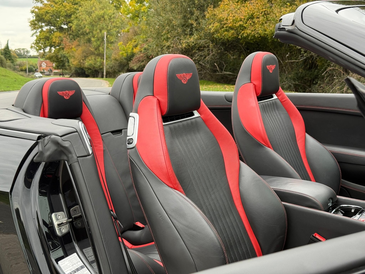 Used Bentley Continental 2017 for sale - 76866505: Photo 2