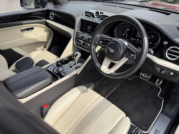 Used Bentley Bentayga 2022 for sale - 75519062: Photo
