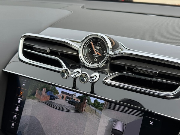 Used Bentley Bentayga 2022 for sale - 75519062: Photo 43