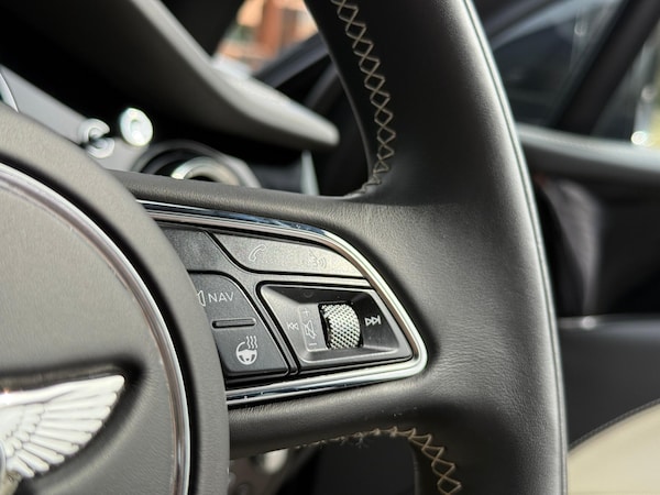 Used Bentley Bentayga 2022 for sale - 75519062: Photo 44