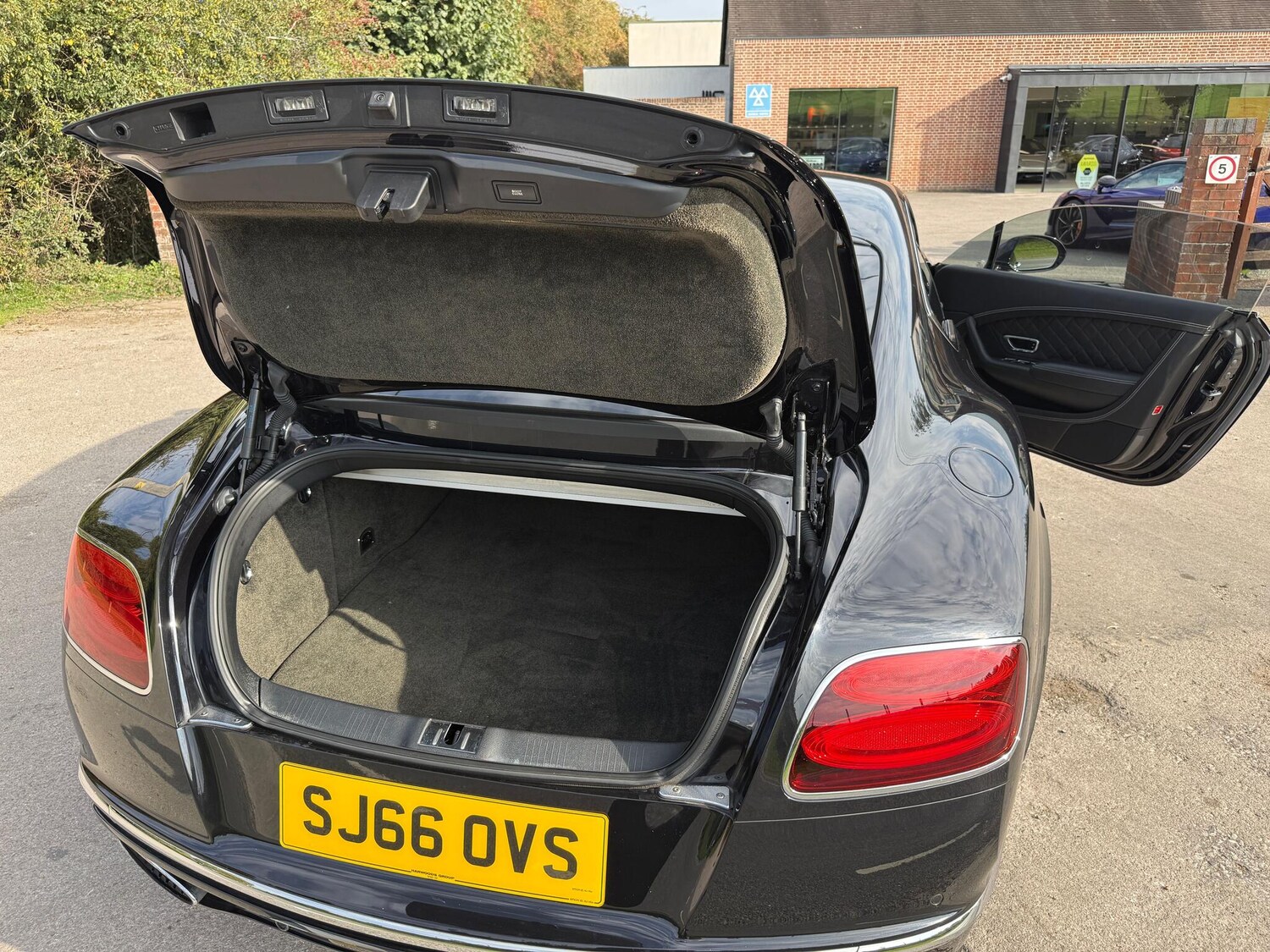 Used Bentley Continental 2016 for sale - 76251470: Photo 42