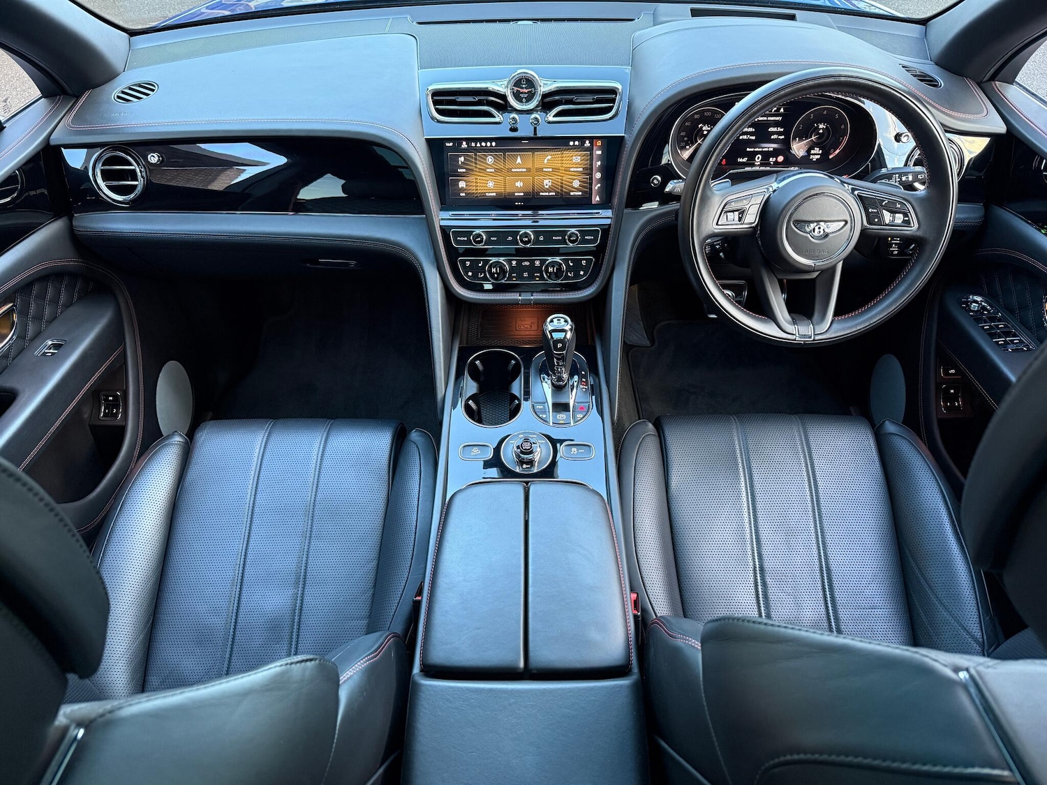 Used Bentley Bentayga 2021 for sale - 76913956: Photo 14