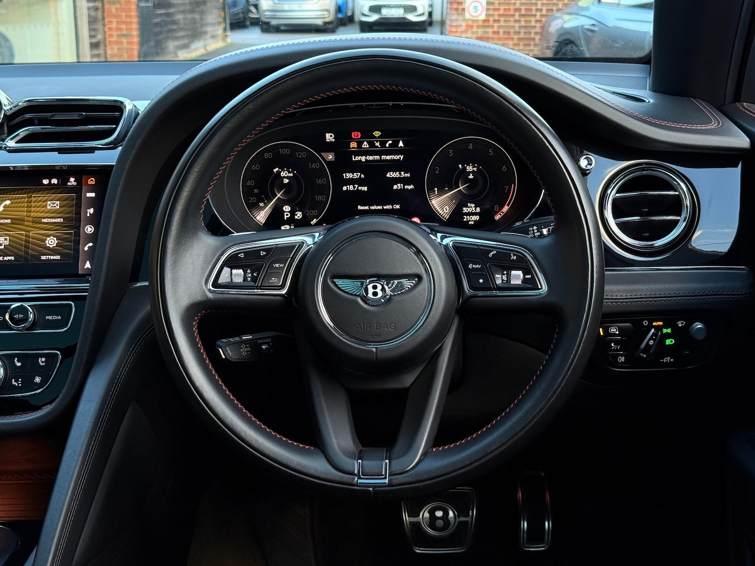 Used Bentley Bentayga 2021 for sale - 76913956: Photo 15