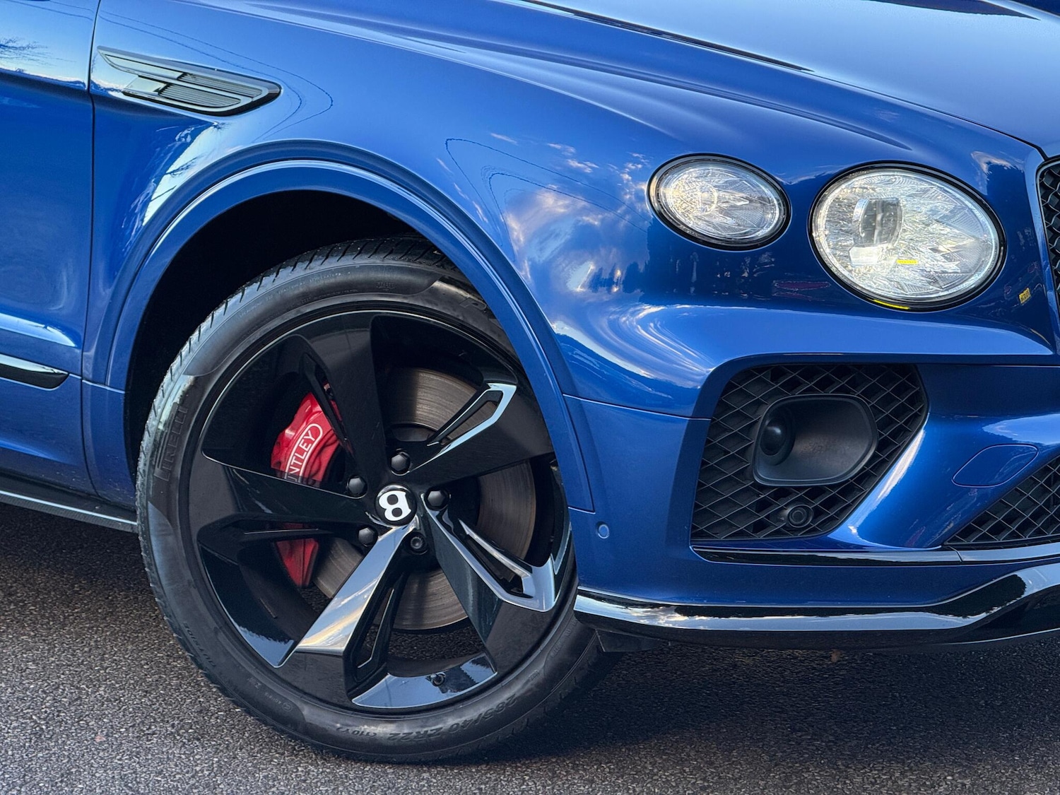 Used Bentley Bentayga 2021 for sale - 76913956: Photo 2