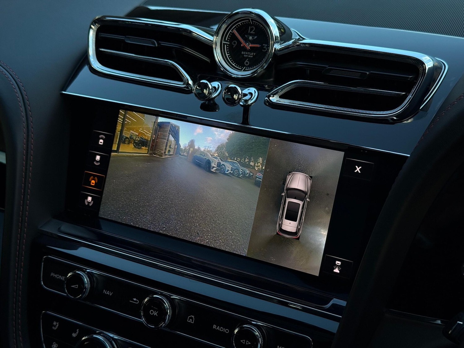 Used Bentley Bentayga 2021 for sale - 76913956: Photo 24