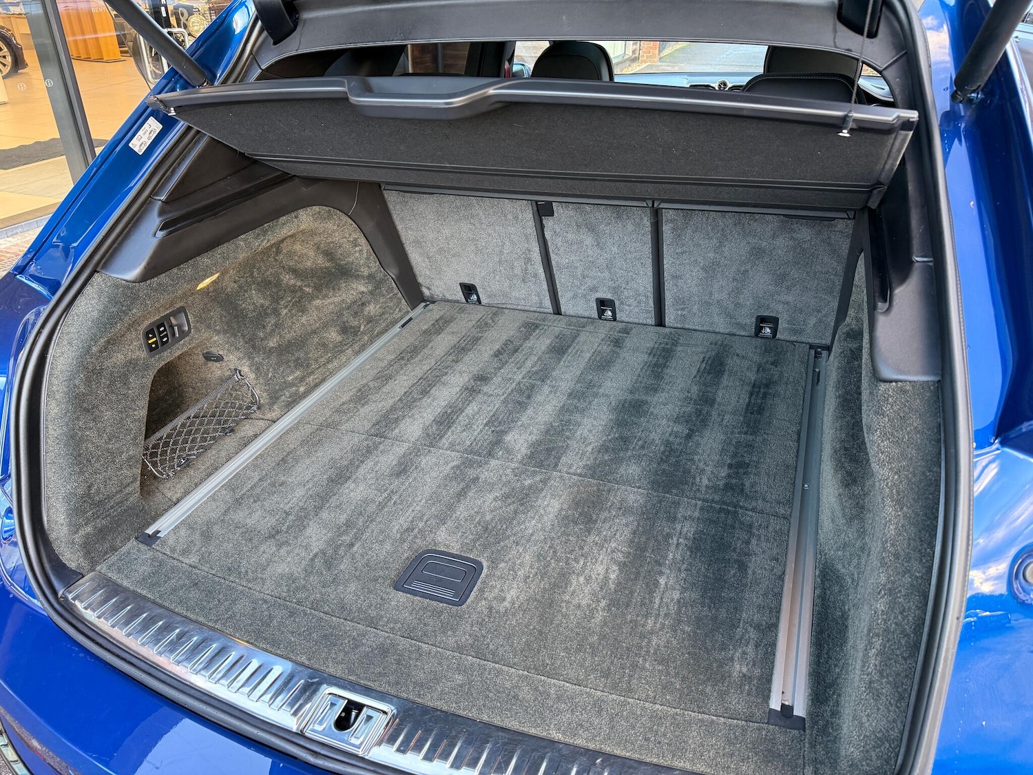 Used Bentley Bentayga 2021 for sale - 76913956: Photo 28