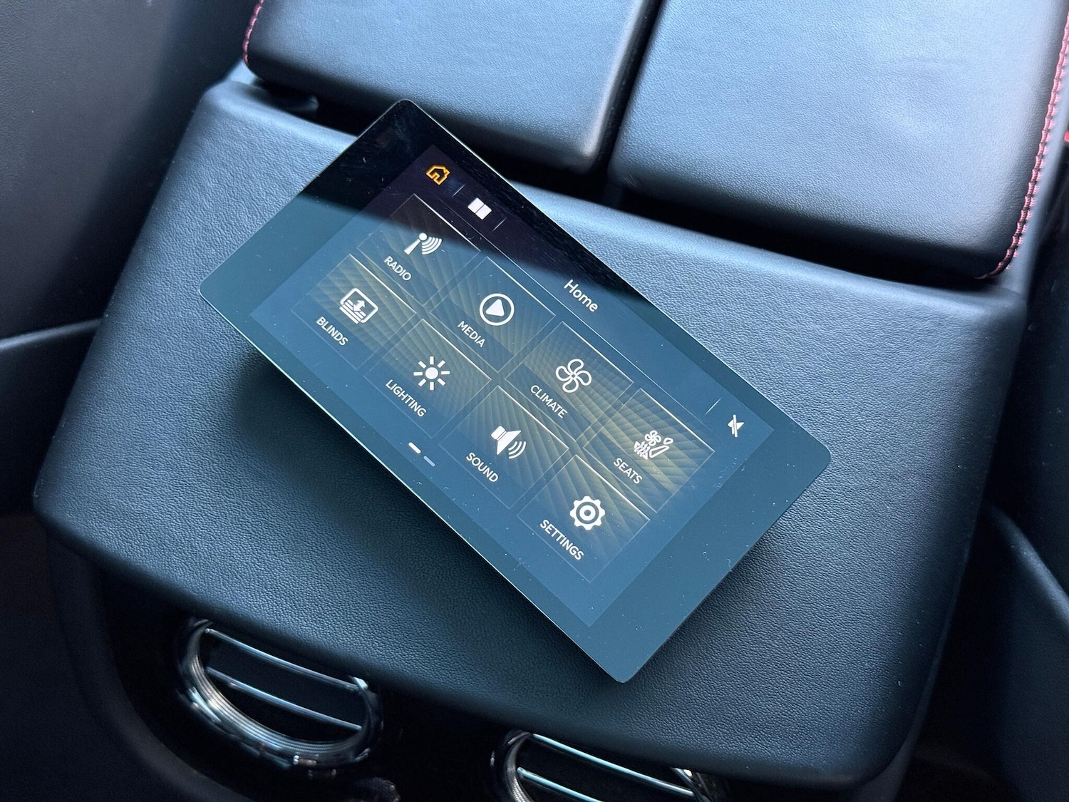 Used Bentley Bentayga 2021 for sale - 76913956: Photo 32