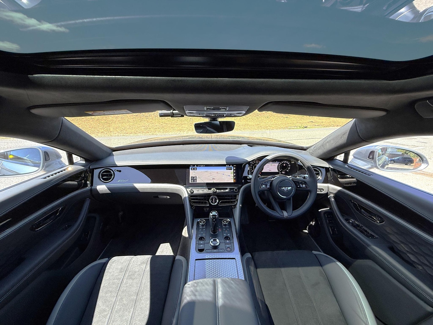 Used Bentley Flying Spur 2025 for sale - 76995038: Photo 3