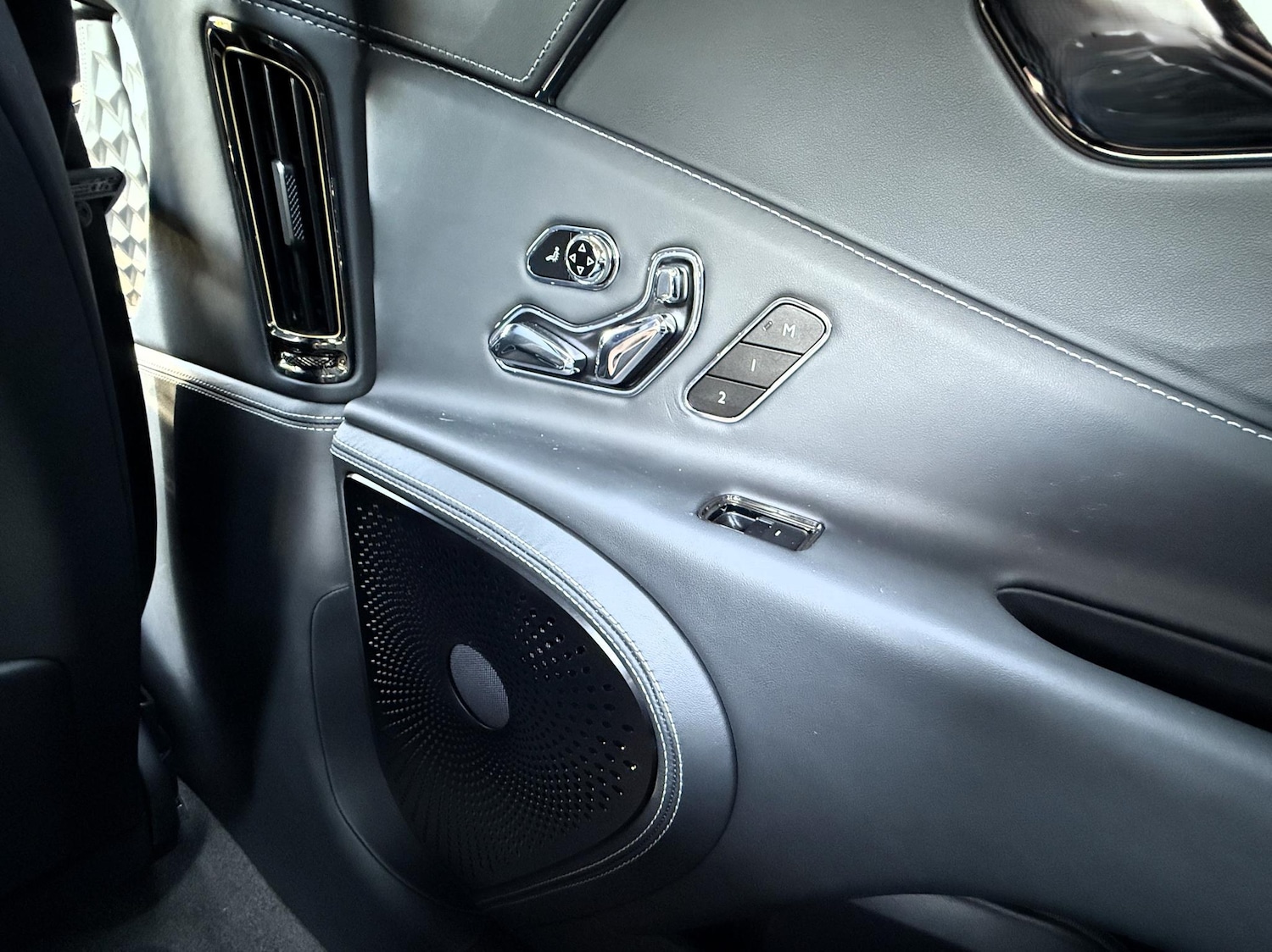 Used Bentley Flying Spur 2025 for sale - 76995038: Photo 43