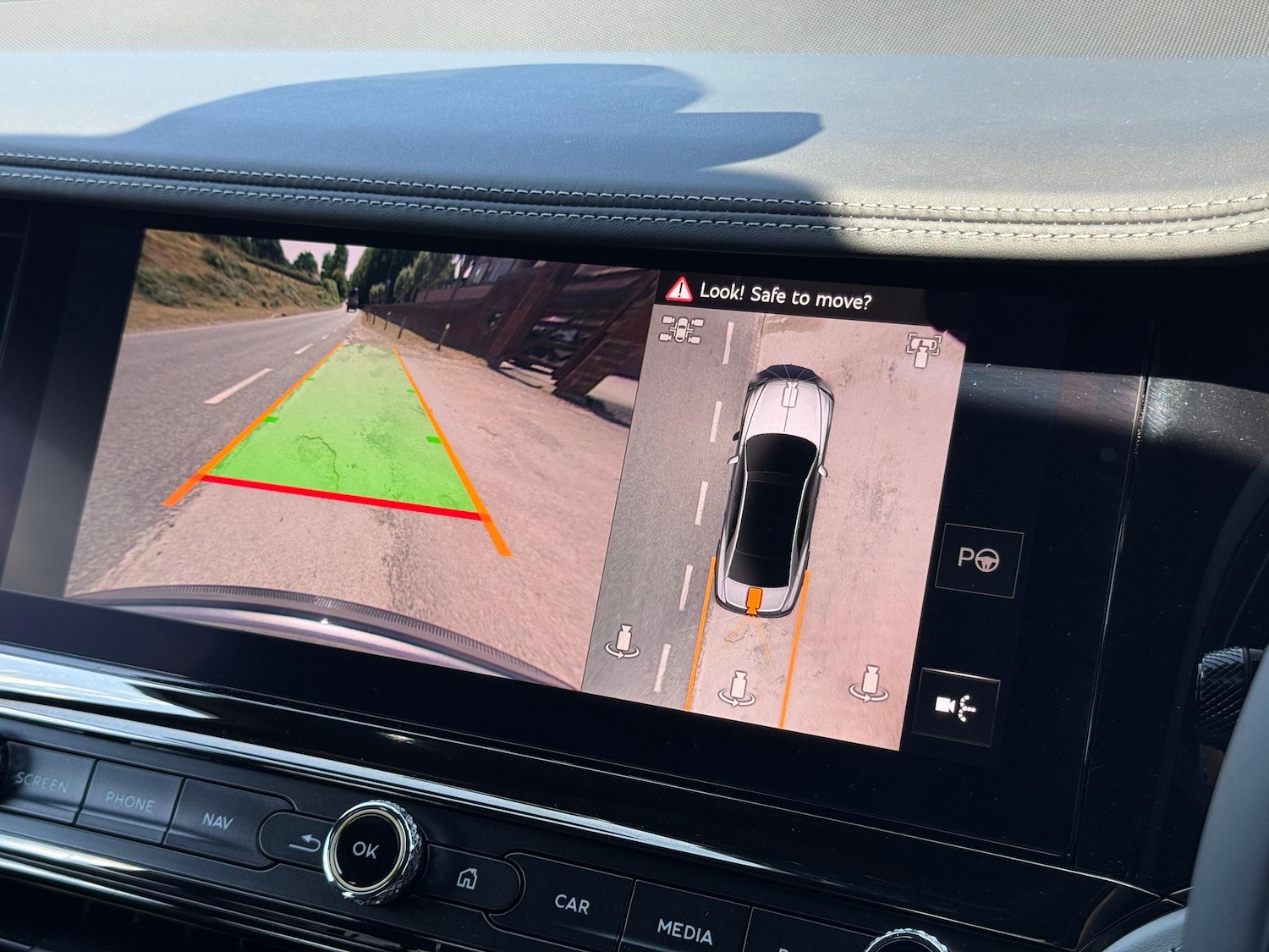 Used Bentley Flying Spur 2025 for sale - 76995038: Photo 45