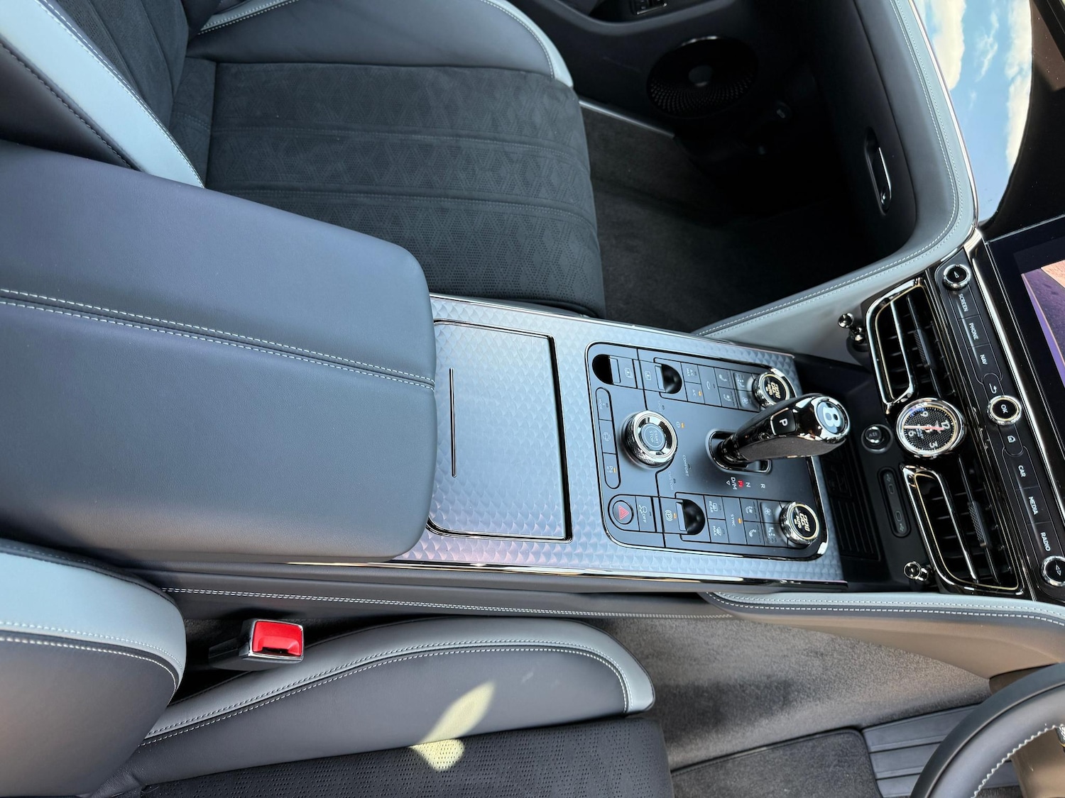 Used Bentley Flying Spur 2025 for sale - 76995038: Photo 52