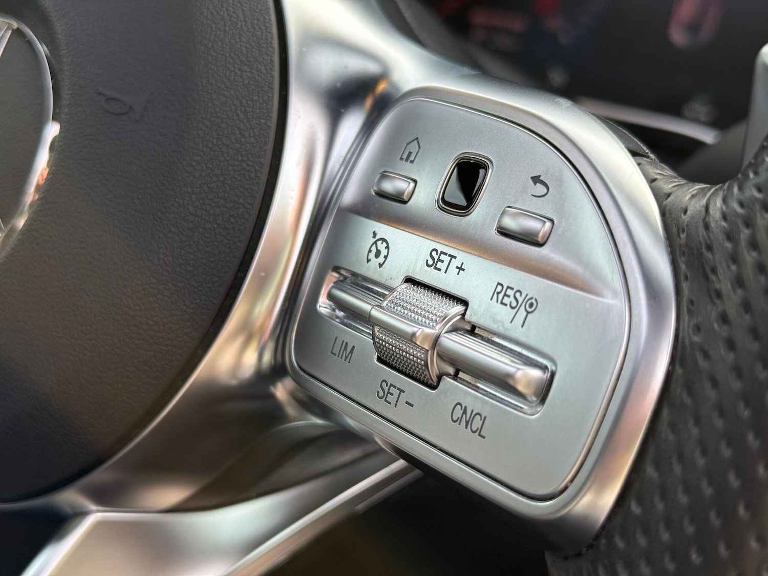 Used Mercedes-Benz C Class 2022 for sale - 76865953: Photo 36