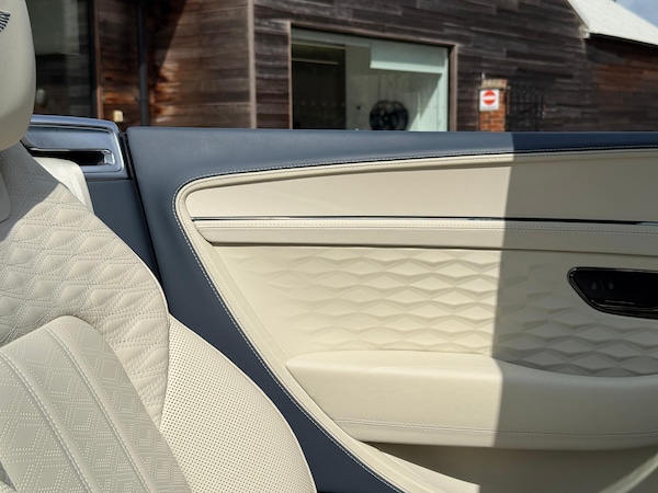 Used Bentley Continental 2025 for sale - 75414192: Photo 18